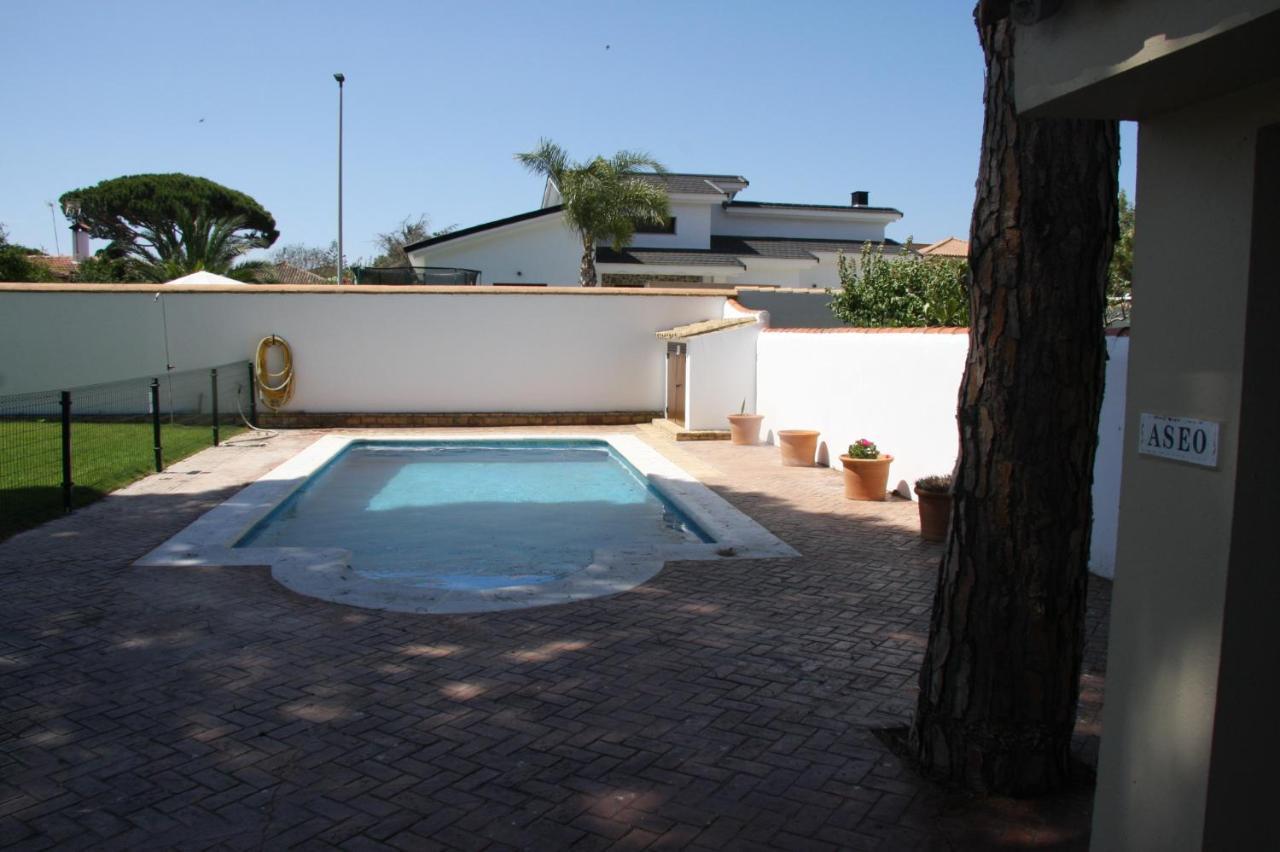 Moderno Y Amplio Chalet, Con Piscina Privada 치클라나 데 라 프론테라 외부 사진