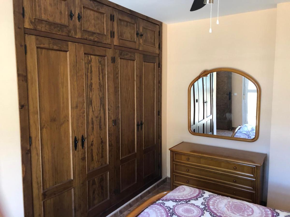 Moderno Y Amplio Chalet, Con Piscina Privada 치클라나 데 라 프론테라 외부 사진