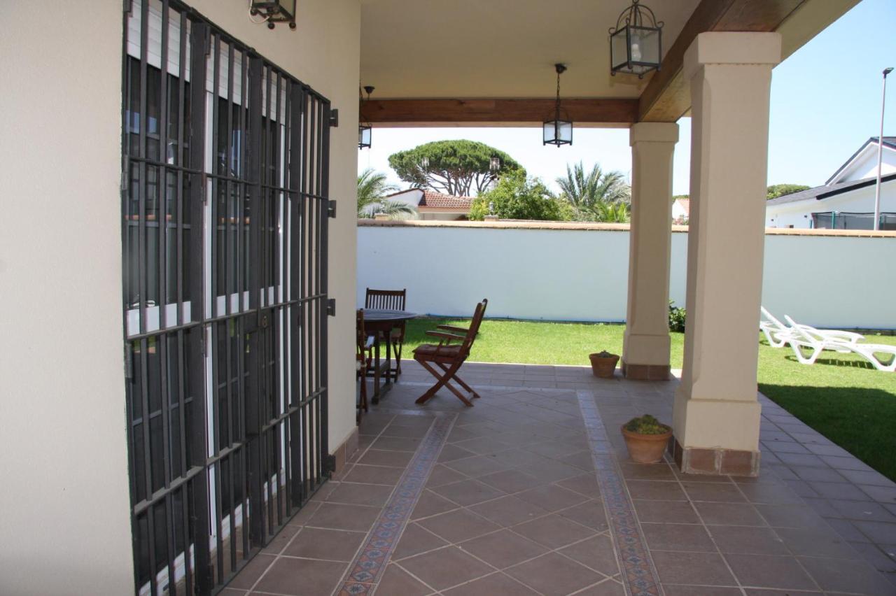 Moderno Y Amplio Chalet, Con Piscina Privada 치클라나 데 라 프론테라 외부 사진